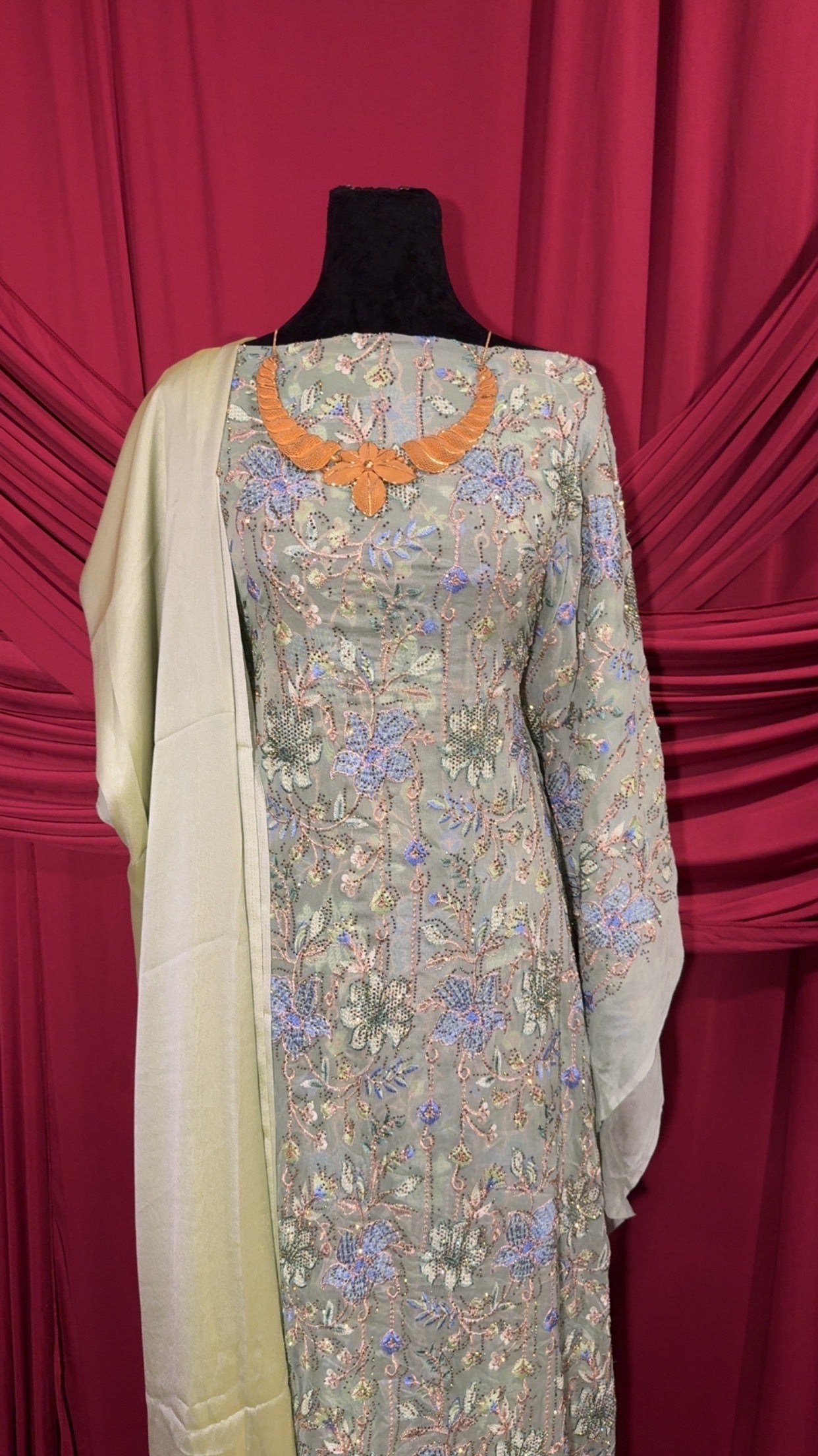 Champagne Meadow Dirac Set